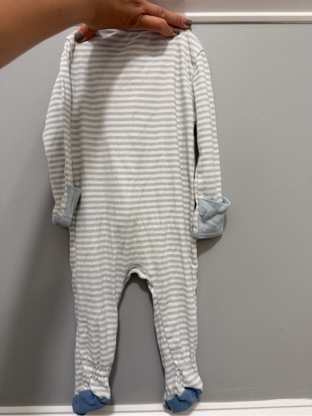 ❤️ BUNDLE 4 for $20 Cloud Island Striped Footie - Picture 2 of 3